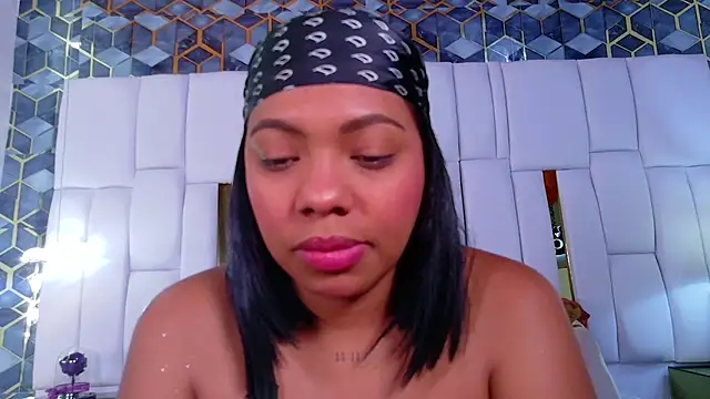 Snapshot of lia_mariana chatting on 10, 10, 2025 lia mariana online show from 10, 10, 2025