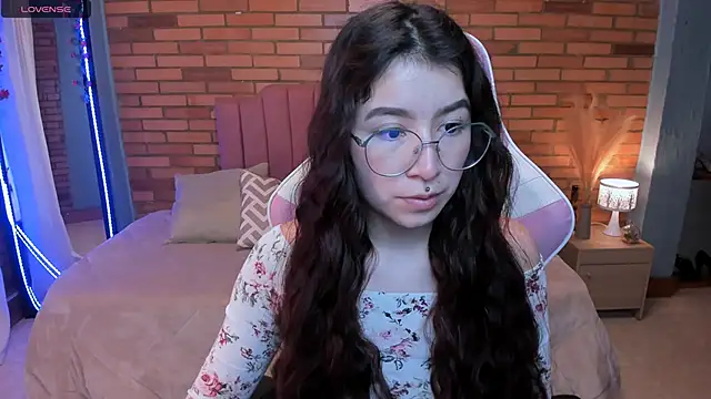 Amy joones online show from 1, 6, 2026