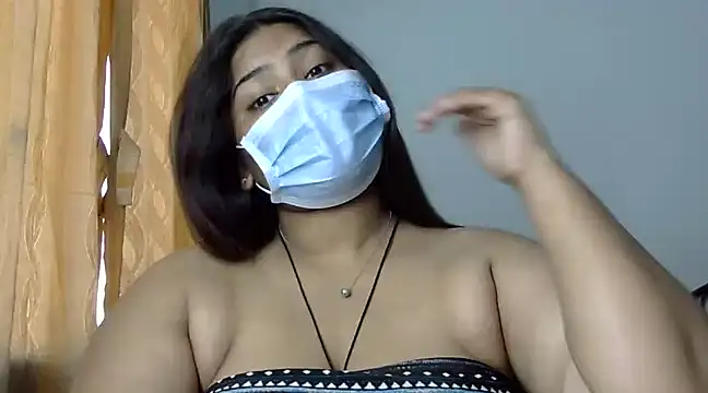 cutelady65 online show from 4, 1, 2025