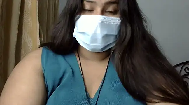 cutelady65 online show from 10, 3, 2025