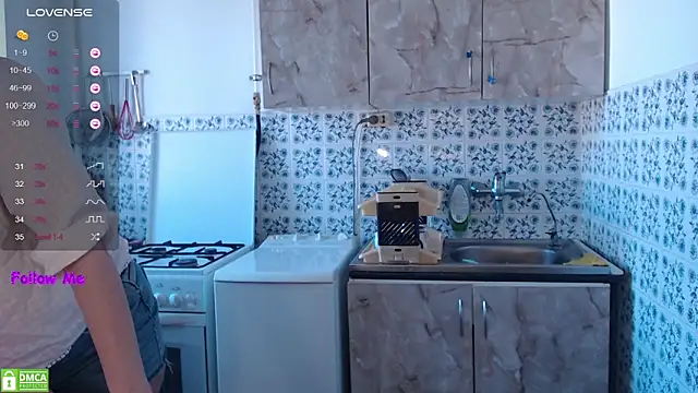 VerySweetKate111 online show from 12, 3, 2026