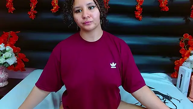 Snapshot of AlaSmith chatting on 6, 2, 2025 AlaSmith online show from 6, 2, 2025