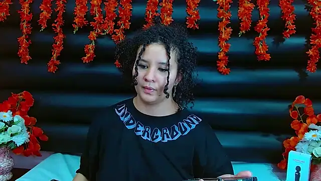 Snapshot of AlaSmith chatting on 7, 2, 2025 AlaSmith online show from 7, 2, 2025