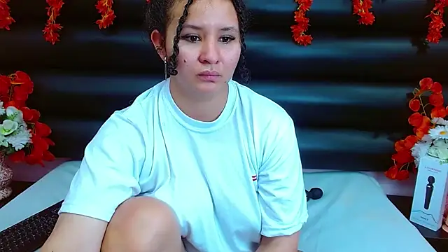 Snapshot of AlaSmith chatting on 8, 2, 2025 AlaSmith online show from 8, 2, 2025