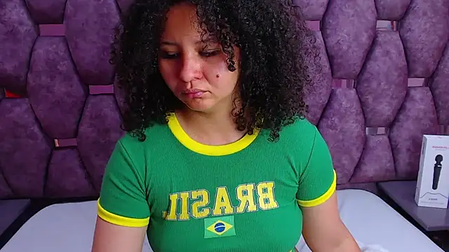 Snapshot of AlaSmith chatting on 28, 2, 2025 AlaSmith online show from 28, 2, 2025