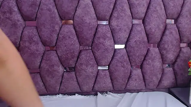 Snapshot of AlaSmith chatting on 1, 3, 2025 AlaSmith online show from 1, 3, 2025