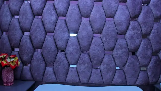 Snapshot of AlaSmith chatting on 19, 11, 2025 AlaSmith online show from 19, 11, 2025