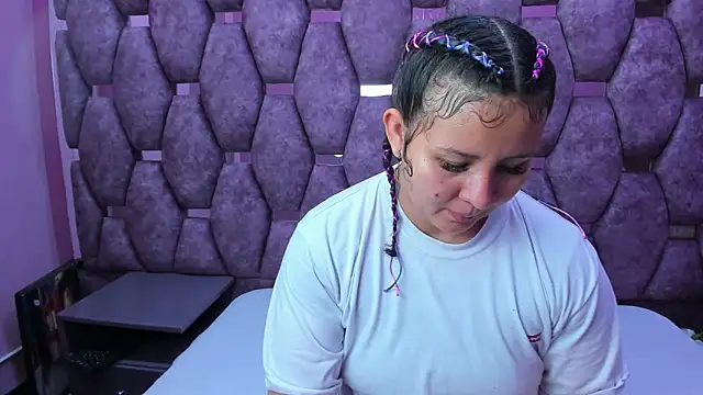 Snapshot of AlaSmith chatting on 30, 11, 2025 AlaSmith online show from 30, 11, 2025