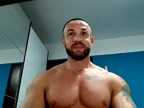 Snapshot of Magnificmuscles89 chatting on 4, 1, 2025 Magnificmuscles89 online show from 4, 1, 2025
