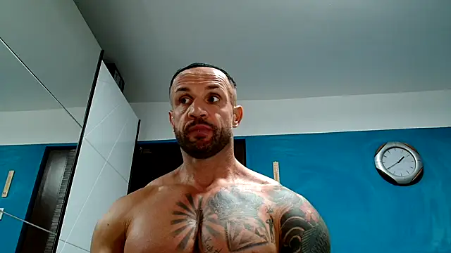 Snapshot of Magnificmuscles89 chatting on 1, 10, 2025 Magnificmuscles89 online show from 1, 10, 2025