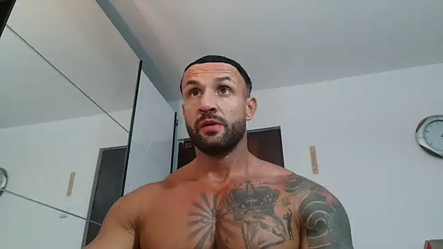 Snapshot of Magnificmuscles89 chatting on 3, 6, 2026 Magnificmuscles89 online show from 3, 6, 2026