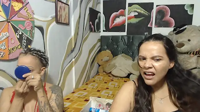 manzanahot9 online show from 19, 11, 2025