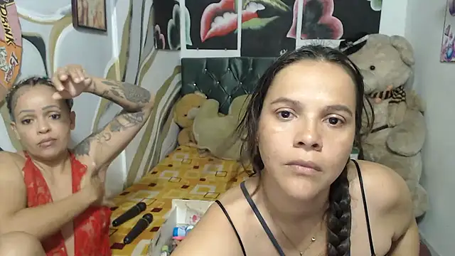 manzanahot9 online show from 20, 11, 2025