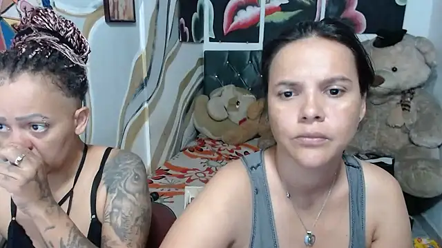 manzanahot9 online show from 28, 2, 2026