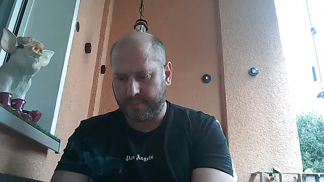 HarleyQuinnundJoker online show from 10, 10, 2025