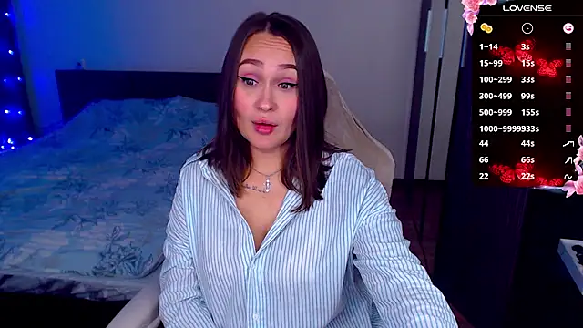 Snapshot of Cutie-Melanie chatting on 11, 10, 2025 Cutie-Melanie online show from 11, 10, 2025