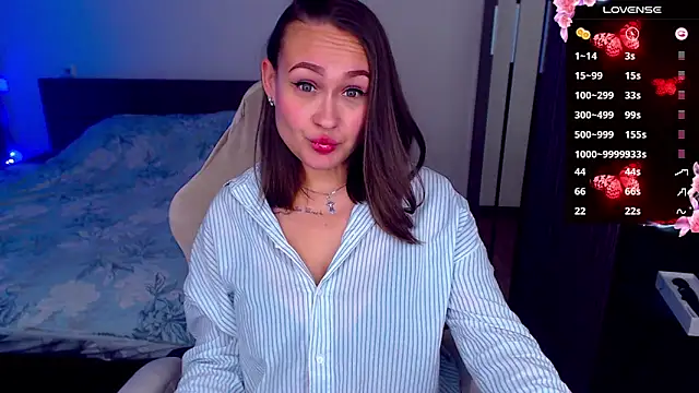 Snapshot of Cutie-Melanie chatting on 14, 10, 2025 Cutie-Melanie online show from 14, 10, 2025