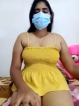 Snapshot of SLZAARA chatting on 18, 11, 2025 SLZAARA online show from 18, 11, 2025