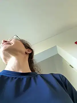 AnnikaRose online show from 6, 3, 2025