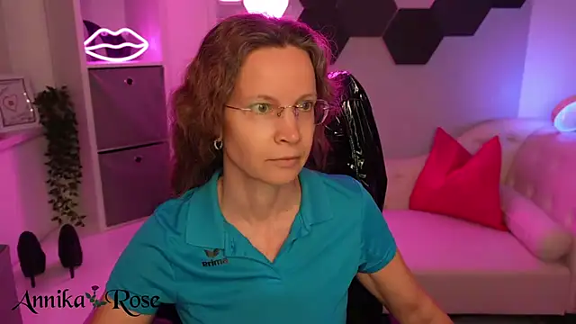 AnnikaRose online show from 21, 2, 2026