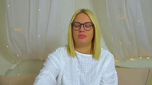 MariaNeumann online show from 28, 2, 2026