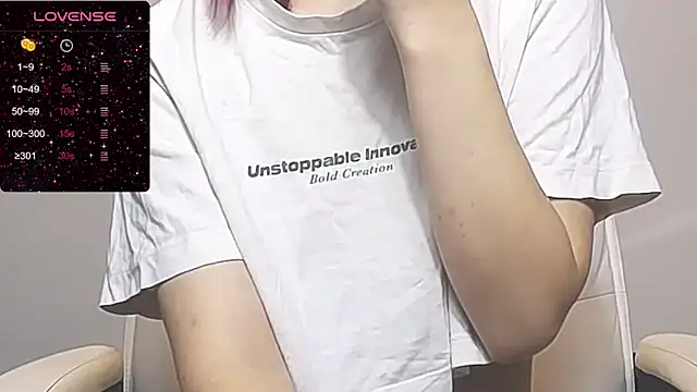 Snapshot of RRUUBBYYY chatting on 29, 10, 2025 RRUUBBYYY online show from 29, 10, 2025