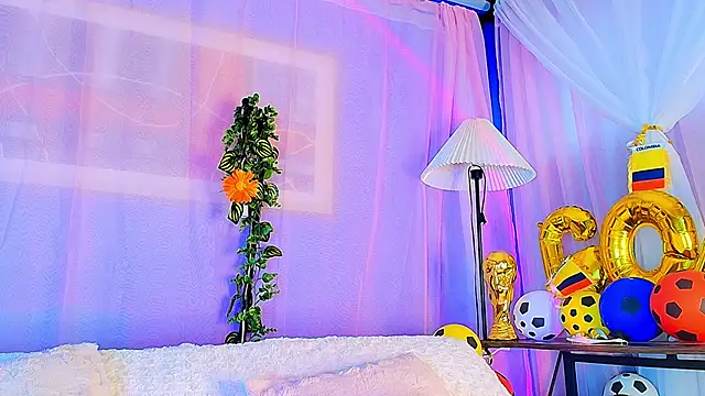 liccy hall online show from 21, 6, 2026