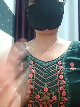 Snapshot of Aishwaryaa_69 chatting on 23, 2, 2025 Aishwaryaa 69 online show from 23, 2, 2025