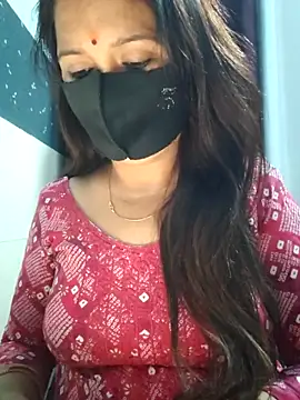 Snapshot of Aishwaryaa_69 chatting on 5, 3, 2025 Aishwaryaa 69 online show from 5, 3, 2025