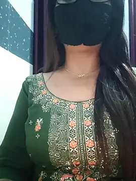 Snapshot of Aishwaryaa_69 chatting on 6, 3, 2025 Aishwaryaa 69 online show from 6, 3, 2025