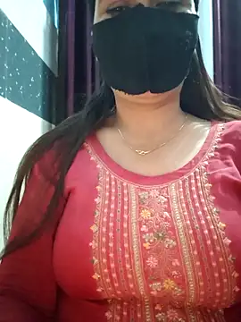 Snapshot of Aishwaryaa_69 chatting on 12, 3, 2025 Aishwaryaa 69 online show from 12, 3, 2025
