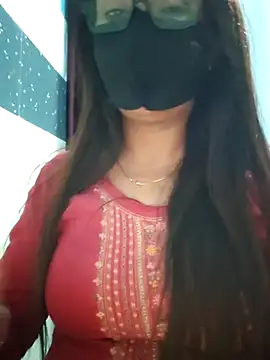 Snapshot of Aishwaryaa_69 chatting on 12, 3, 2025 Aishwaryaa 69 online show from 12, 3, 2025