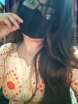 Snapshot of Aishwaryaa_69 chatting on 9, 9, 2025 Aishwaryaa 69 online show from 9, 9, 2025