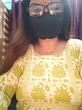 Snapshot of Aishwaryaa_69 chatting on 12, 9, 2025 Aishwaryaa 69 online show from 12, 9, 2025