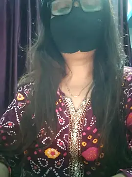 Snapshot of Aishwaryaa_69 chatting on 16, 9, 2025 Aishwaryaa 69 online show from 16, 9, 2025