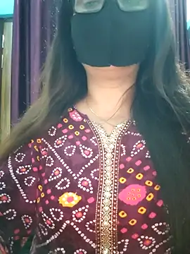 Snapshot of Aishwaryaa_69 chatting on 5, 10, 2025 Aishwaryaa 69 online show from 5, 10, 2025