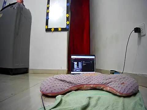 Snapshot of liam-65 chatting on 18, 11, 2025 liam-65 online show from 18, 11, 2025