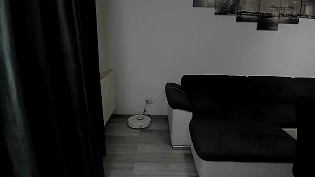 Snapshot of Richarddarell1 chatting on 23, 10, 2025 Richarddarell1 online show from 23, 10, 2025