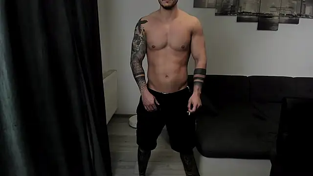 Snapshot of Richarddarell1 chatting on 12, 11, 2025 Richarddarell1 online show from 12, 11, 2025