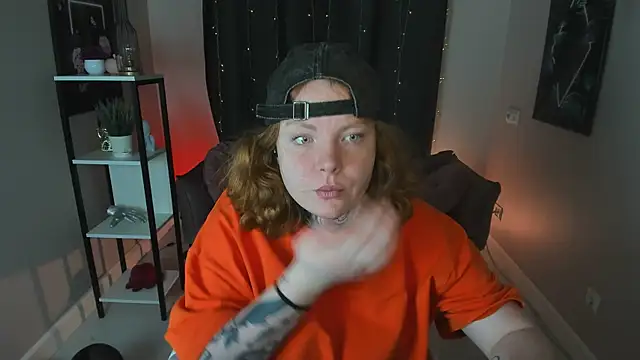 Snapshot of Cassie_xKiss chatting on 15, 10, 2025 Cassie xKiss online show from 15, 10, 2025