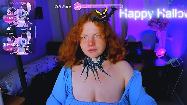 Snapshot of Cassie_xKiss chatting on 8, 11, 2025 Cassie xKiss online show from 8, 11, 2025