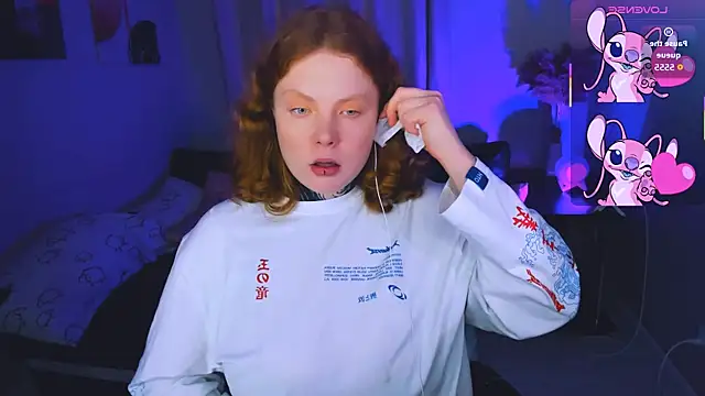 Snapshot of Cassie_xKiss chatting on 30, 11, 2025 Cassie xKiss online show from 30, 11, 2025