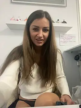 Lanaa19 online show from 15, 12, 2024