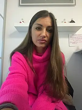 Lanaa19 online show from 25, 1, 2025