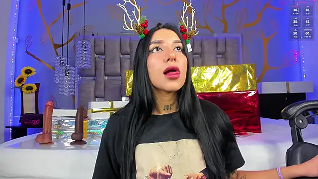 Snapshot of Leiaa_ chatting on 18, 12, 2024 Leiaa online show from 18, 12, 2024