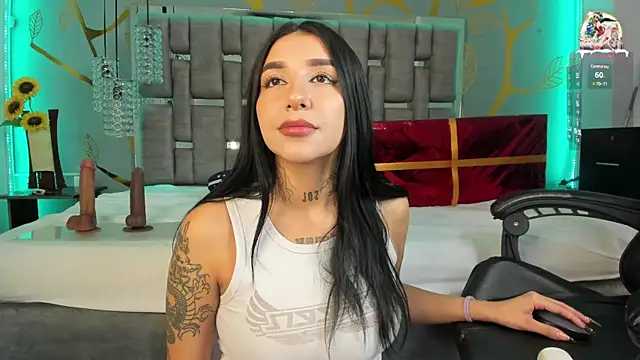 Snapshot of Leiaa_ chatting on 27, 12, 2024 Leiaa online show from 27, 12, 2024