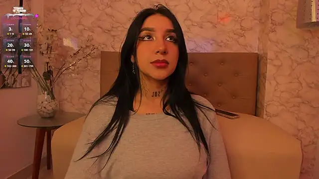 Snapshot of Leiaa_ chatting on 30, 12, 2024 Leiaa online show from 30, 12, 2024