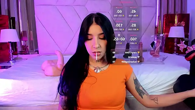 Snapshot of Leiaa_ chatting on 14, 12, 2025 Leiaa online show from 14, 12, 2025