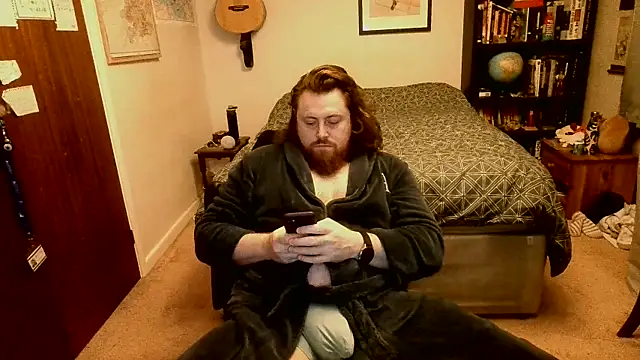 Snapshot of Hairy_Guy30 chatting on 8, 1, 2025 Hairy Guy30 online show from 8, 1, 2025