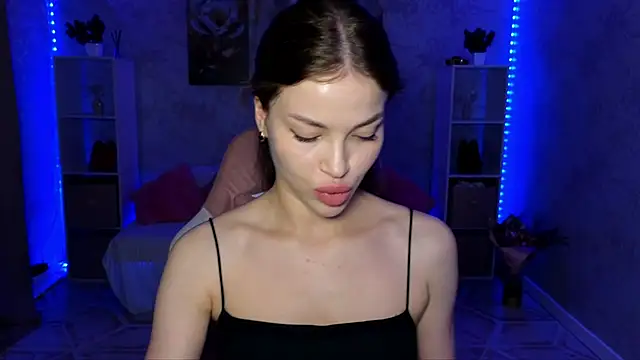 EmmyMills online show from 23, 6, 2026